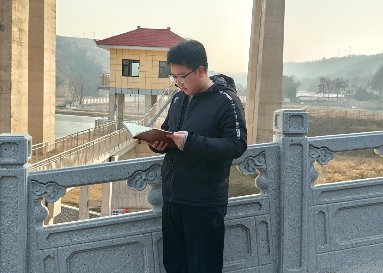 中共JN江南委员会关于对2024年度“产投榜样”进行公示的公告(图2) 中共JN江南委员会关于对2024年度“产投榜样”进行公示的公告(图2)